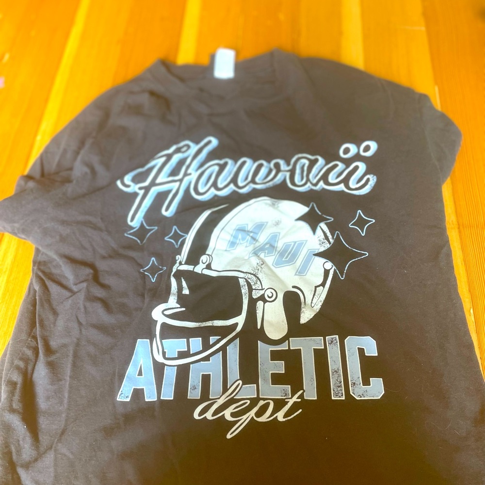 Sports shirt